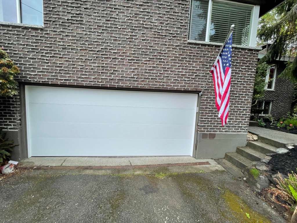 Garage door and opener brands in Redmond